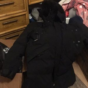 Men’s coat still has tags